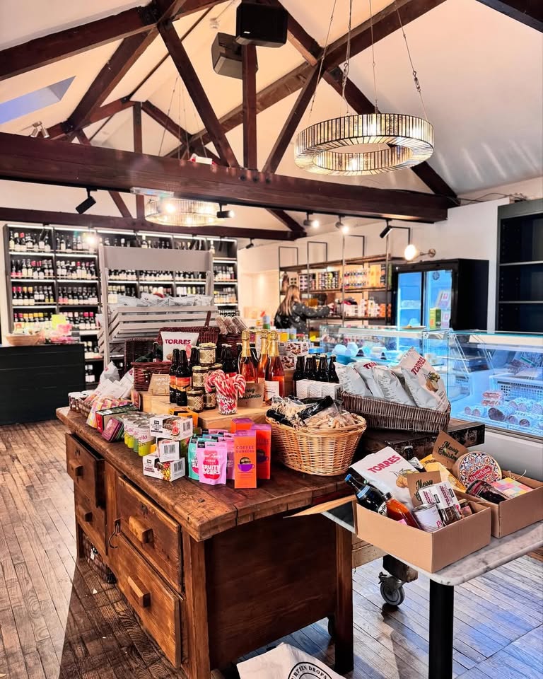 Fourteen Drops Market Hall